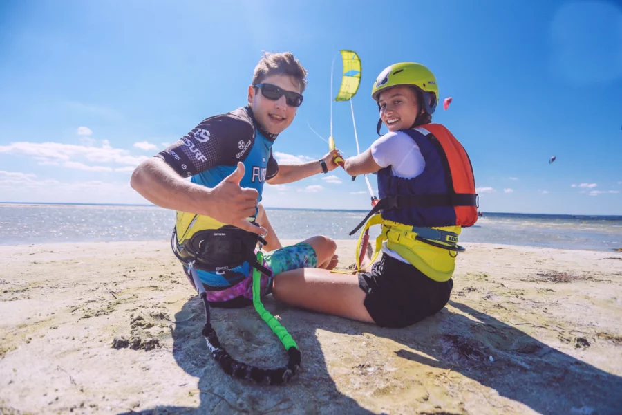 KITESURFING NA HELU - SZKOŁA KITE FUNSURF