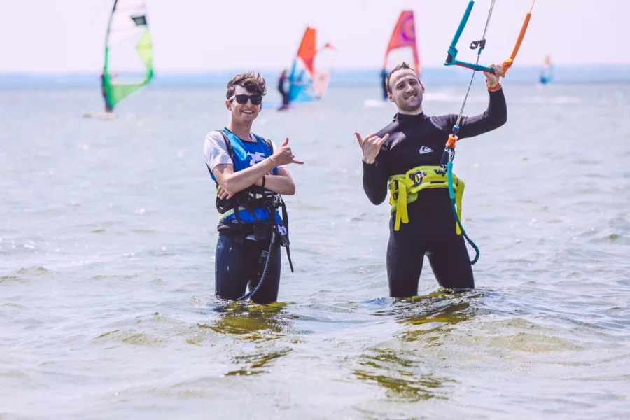 KITESURFING NA HELU - SZKOŁA KITE FUNSURF
