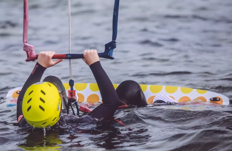 NAUKA KITESURFINGU - PIERWSZE STARTY FUNSURF