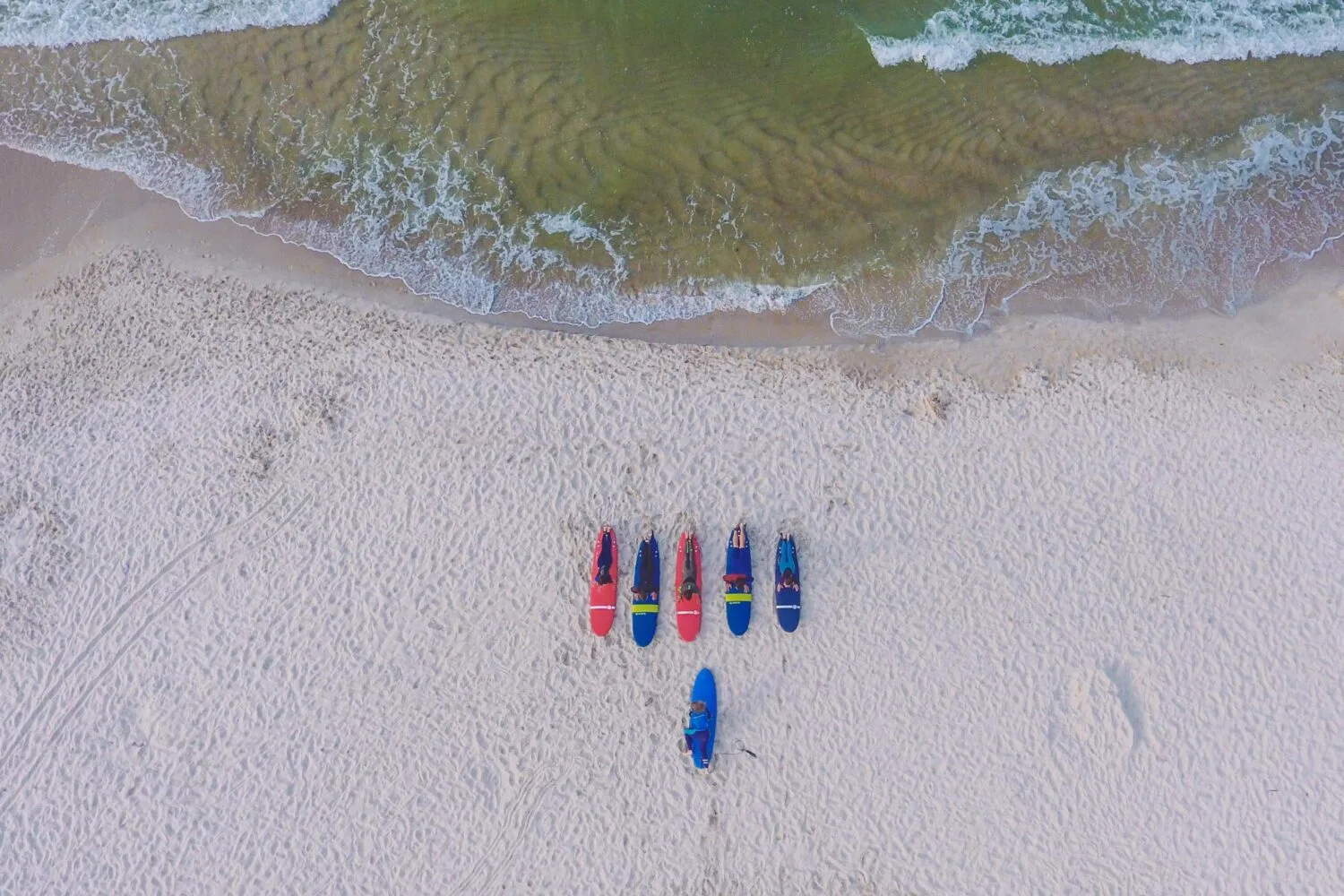 Surfing na Bałtyku - szkolenie w FunSurf