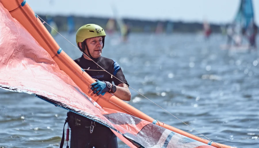 Szkoła-kite-w-Chałupach-na-Helu-FunSurf-_100_