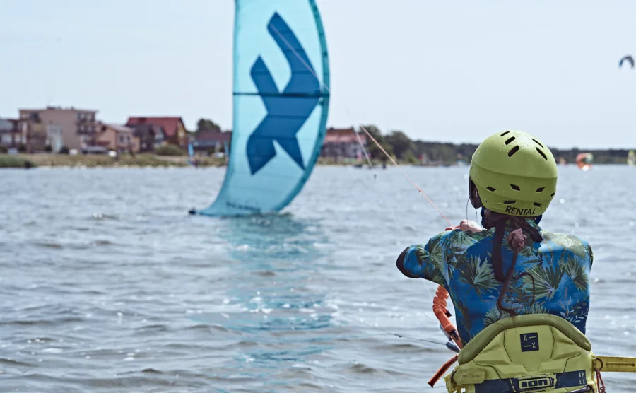 Szkoła-kite-w-Chałupach-na-Helu-FunSurf-_95_