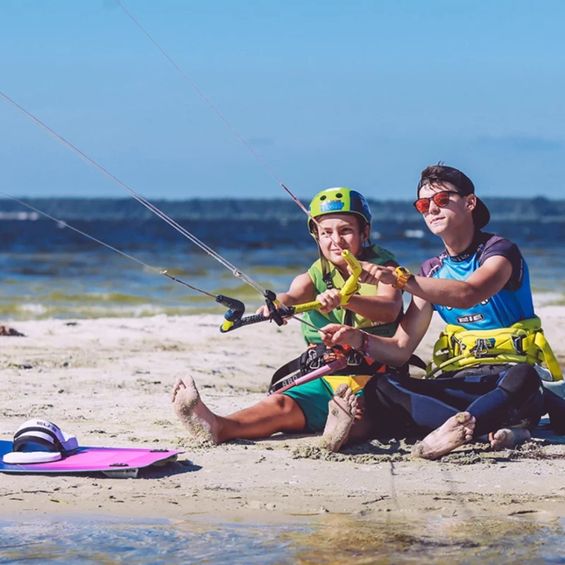 KURS I LEKCJE KITE DLA DZIECI - SZKOŁA KITE FUNSURF