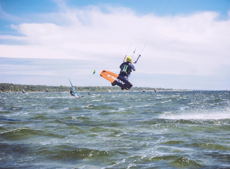Lekcje-kite_-kursy-kite_-kite-camp-w-szkole-FunSurf-w-Chałupach-na-Helu-_55_